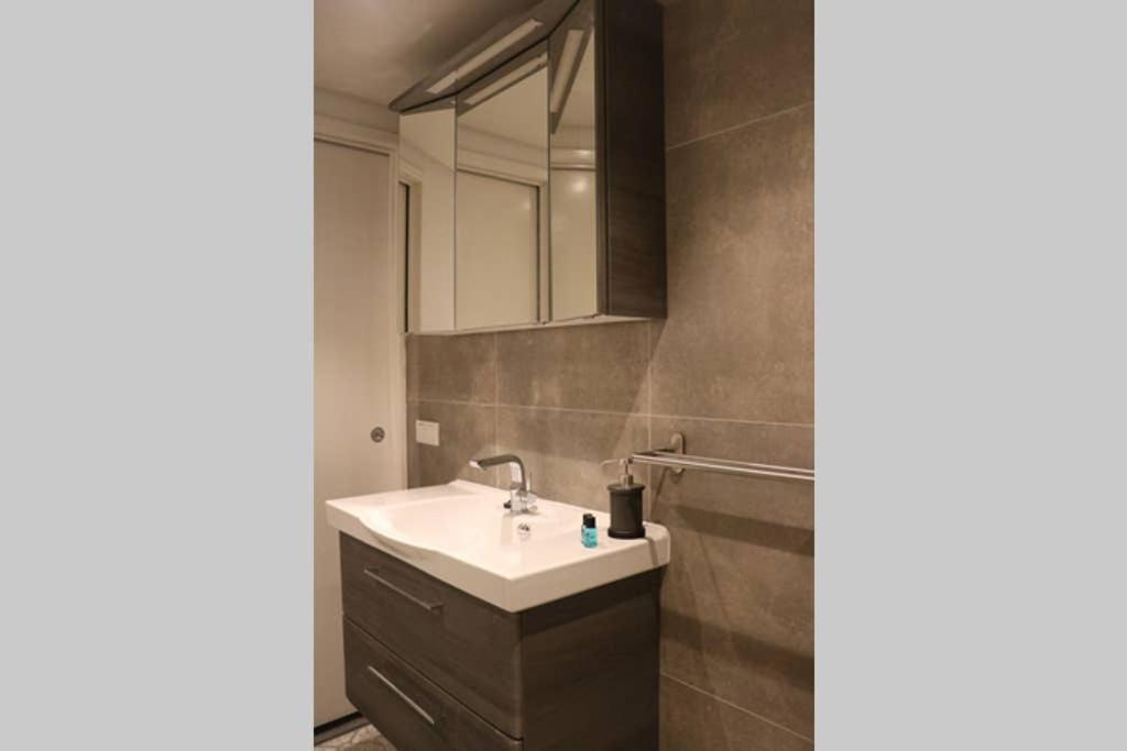 Ruim appartement in prachtige fiets-wandelomgeving Abcoude Exterior foto